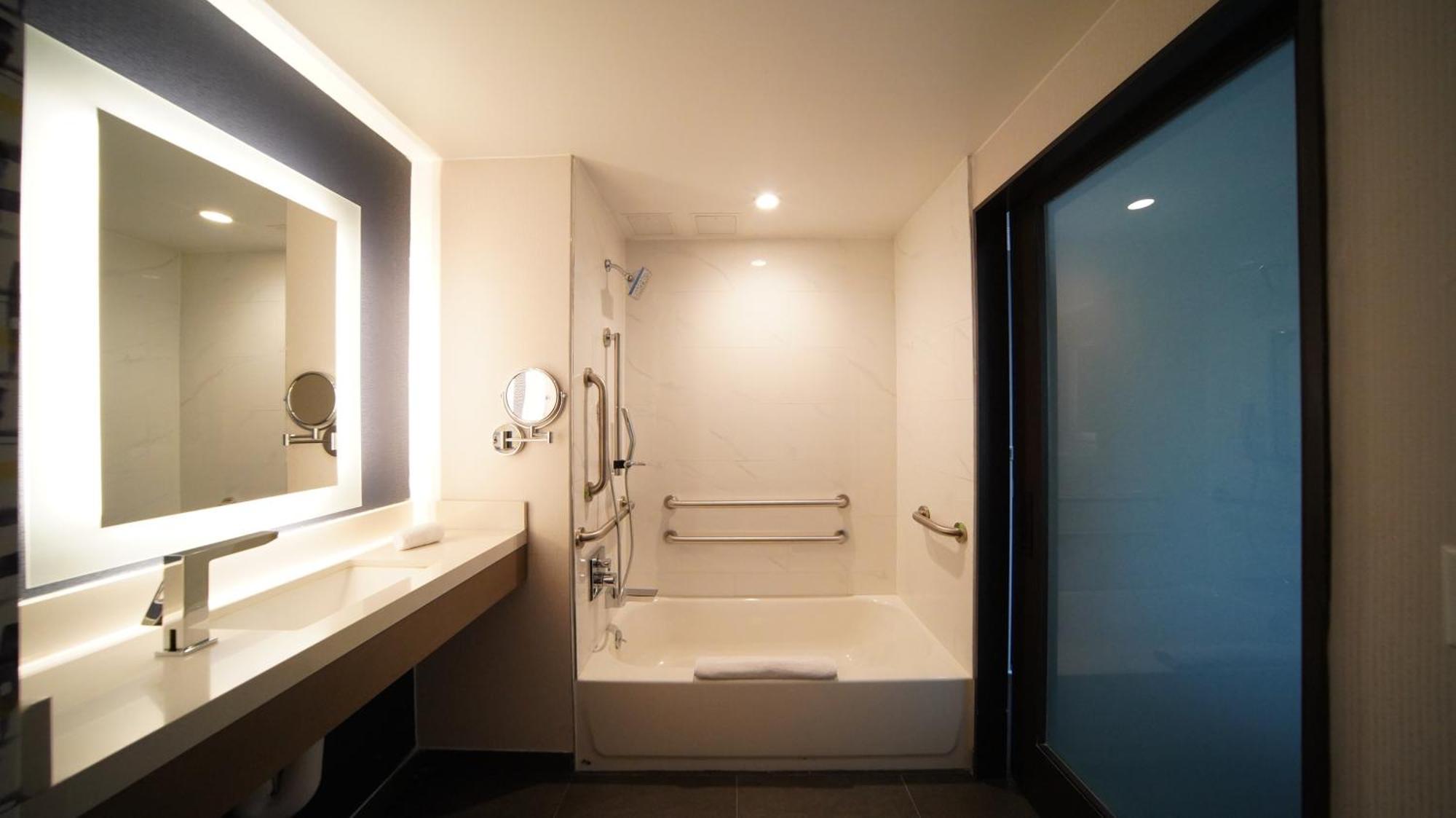 Doubletree By Hilton Long Island City, Ny ニューヨーク エクステリア 写真