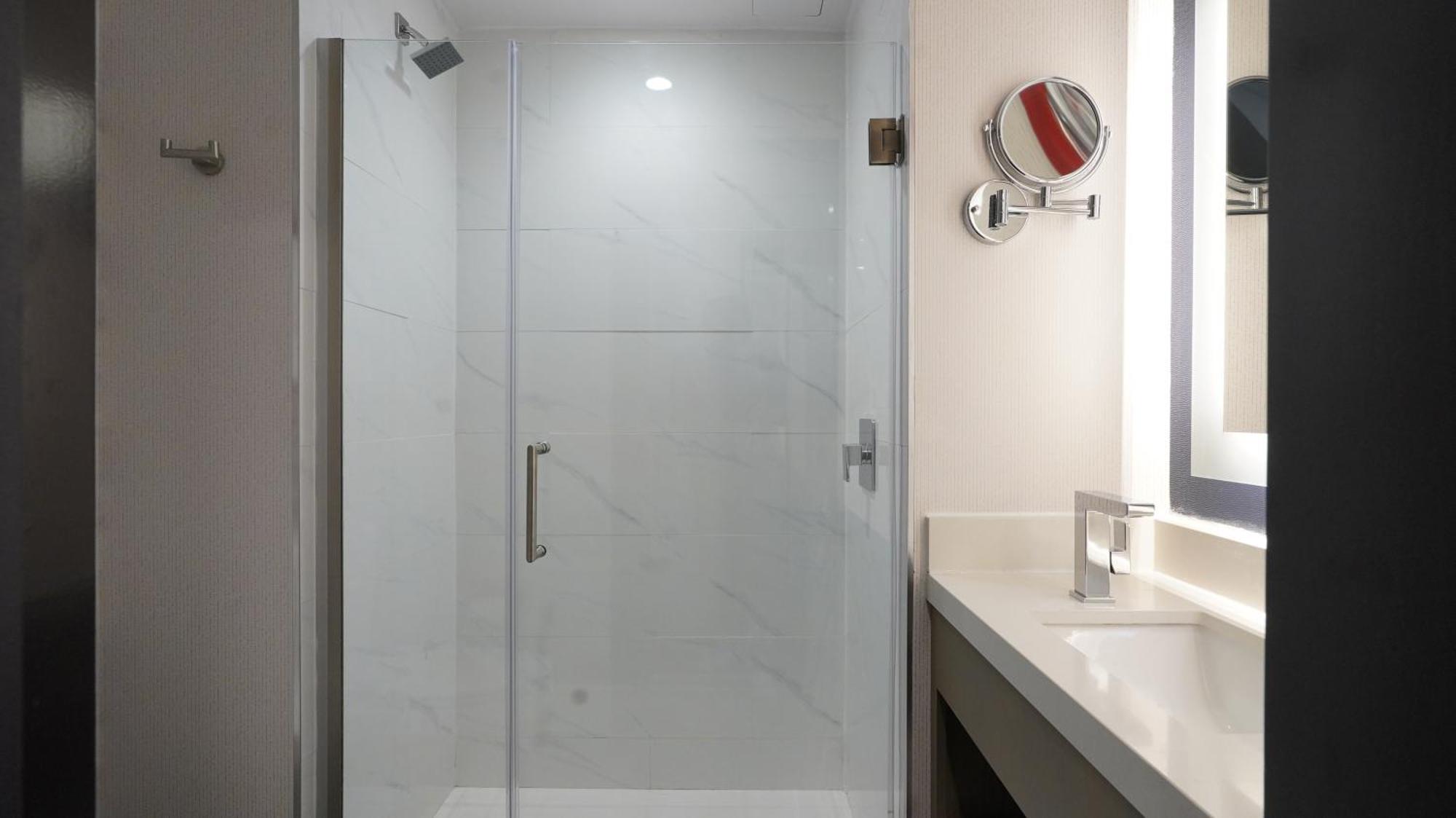 Doubletree By Hilton Long Island City, Ny ニューヨーク エクステリア 写真