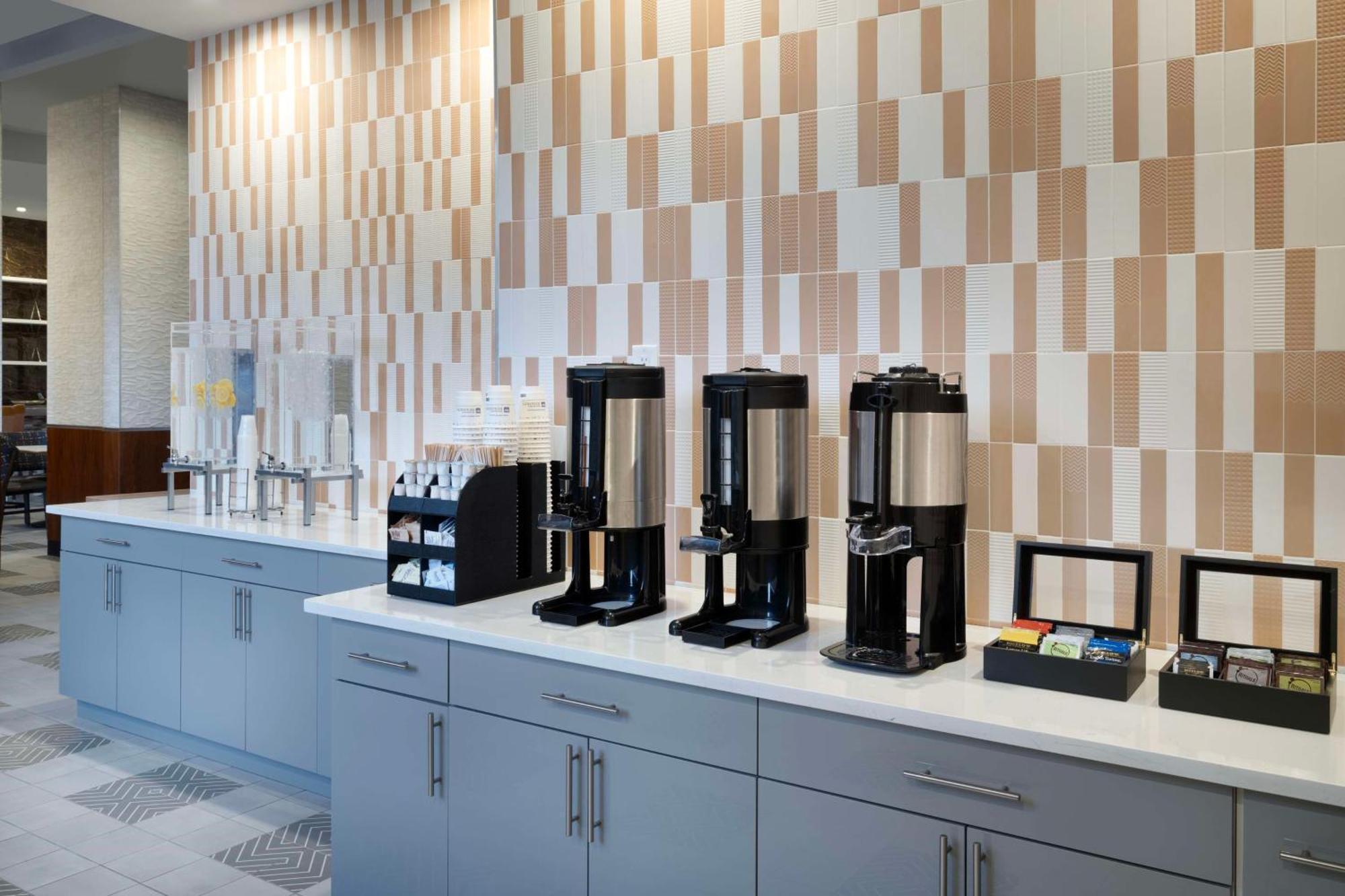 Doubletree By Hilton Long Island City, Ny ニューヨーク エクステリア 写真