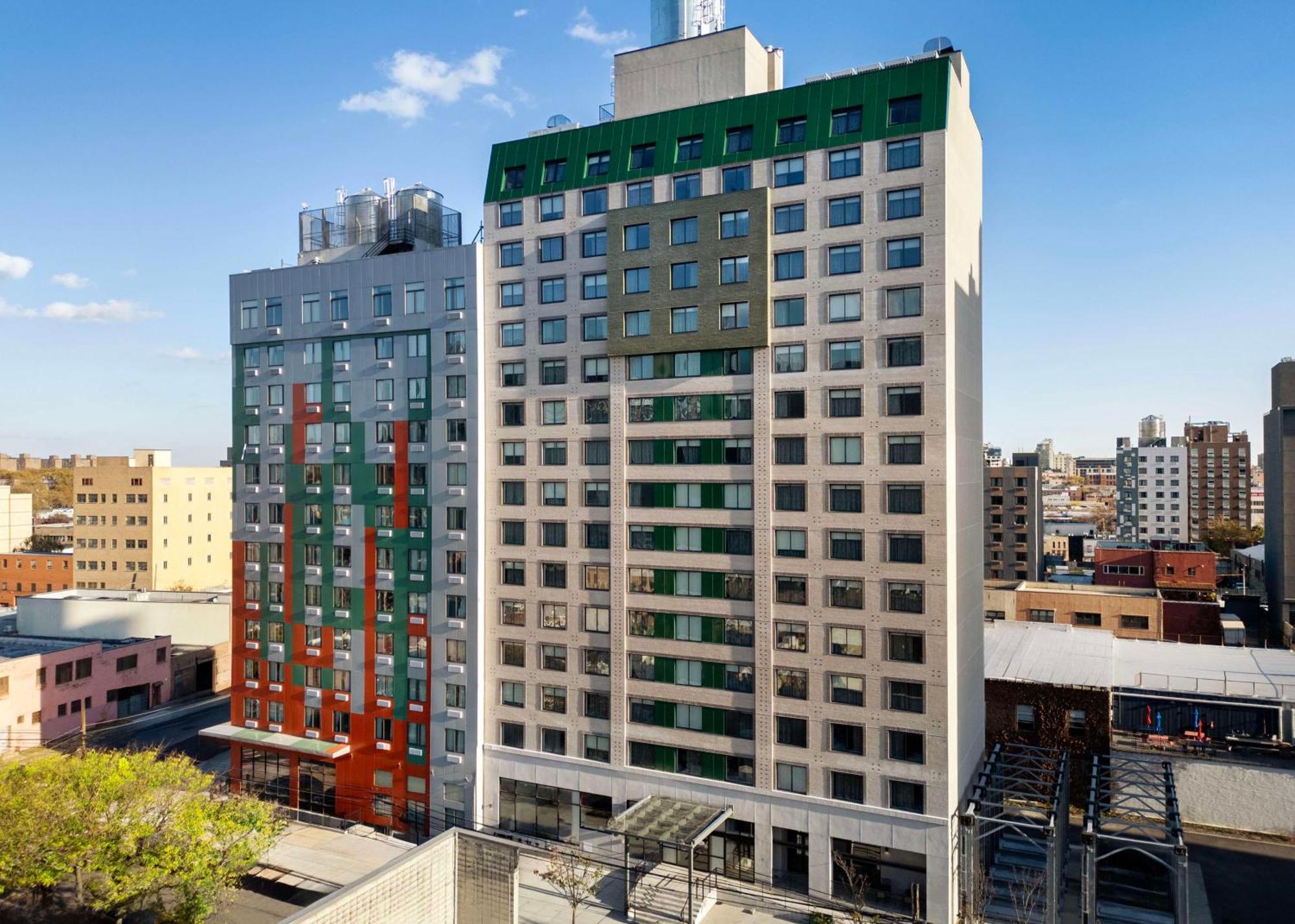 Doubletree By Hilton Long Island City, Ny ニューヨーク エクステリア 写真