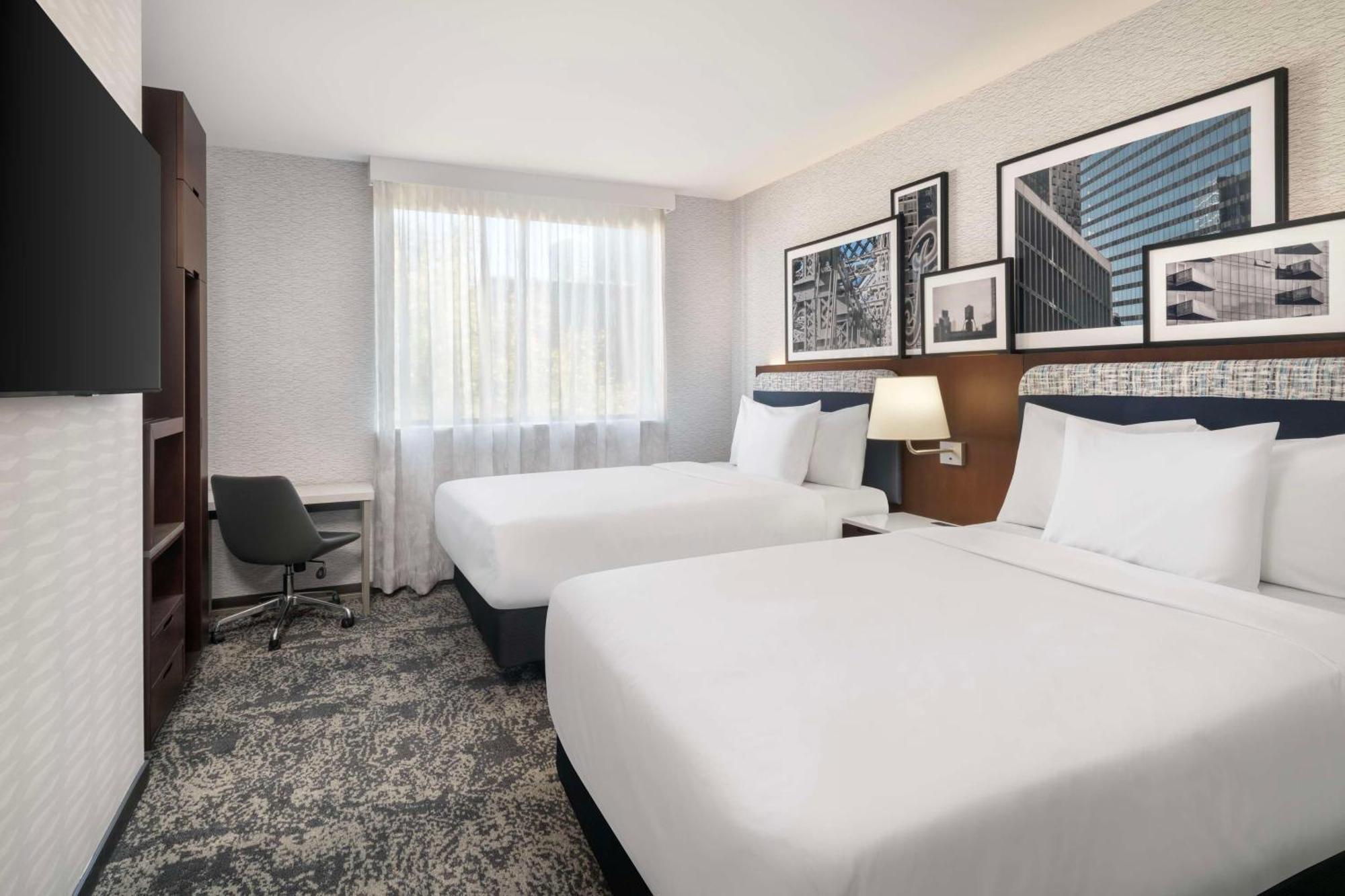 Doubletree By Hilton Long Island City, Ny ニューヨーク エクステリア 写真