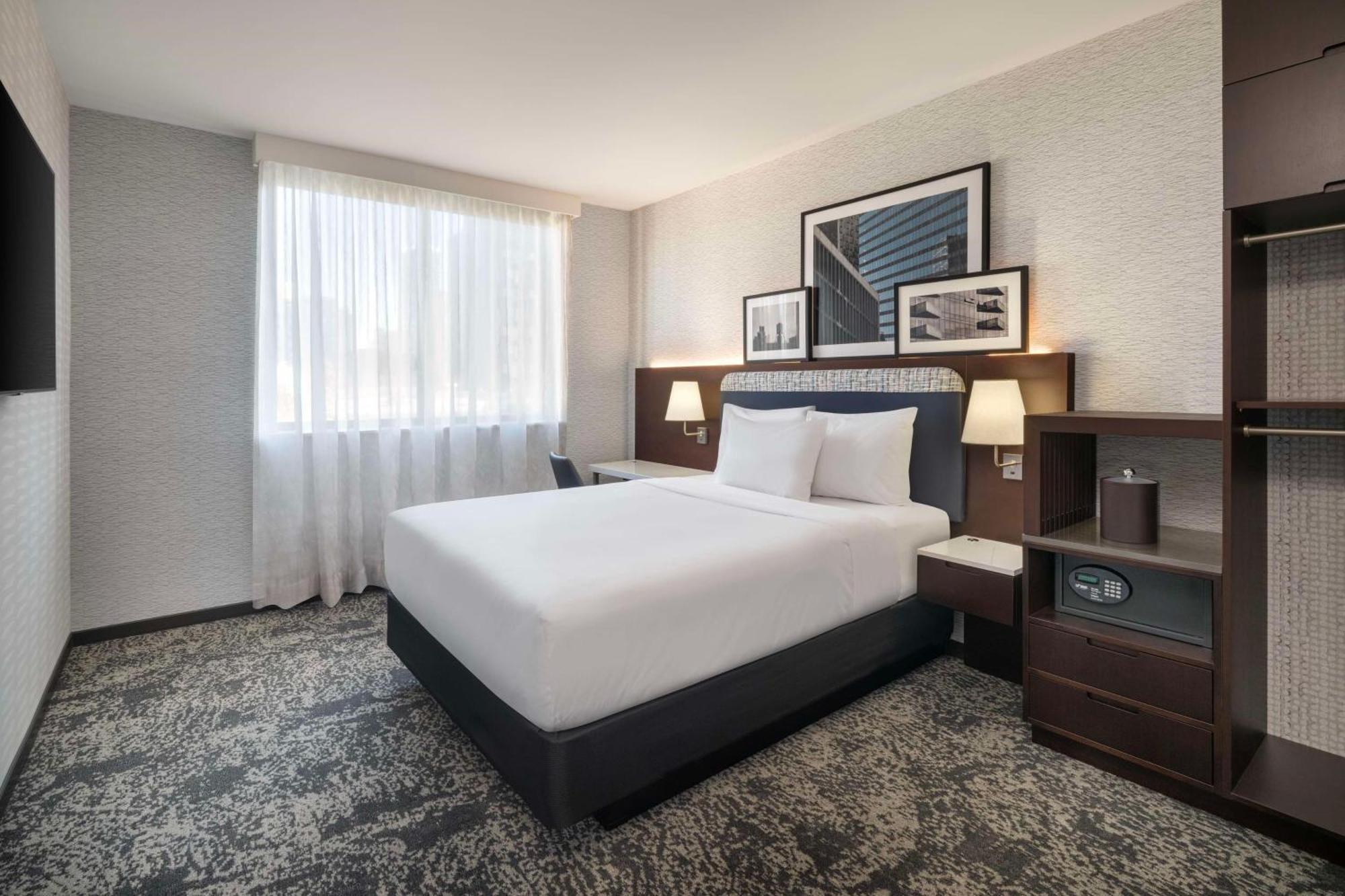Doubletree By Hilton Long Island City, Ny ニューヨーク エクステリア 写真