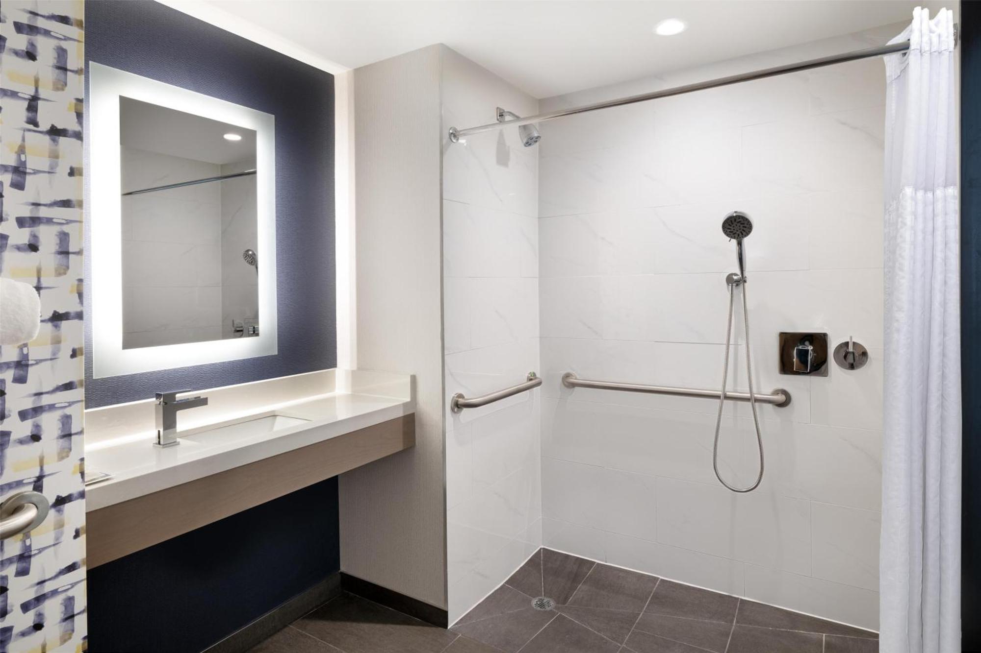 Doubletree By Hilton Long Island City, Ny ニューヨーク エクステリア 写真